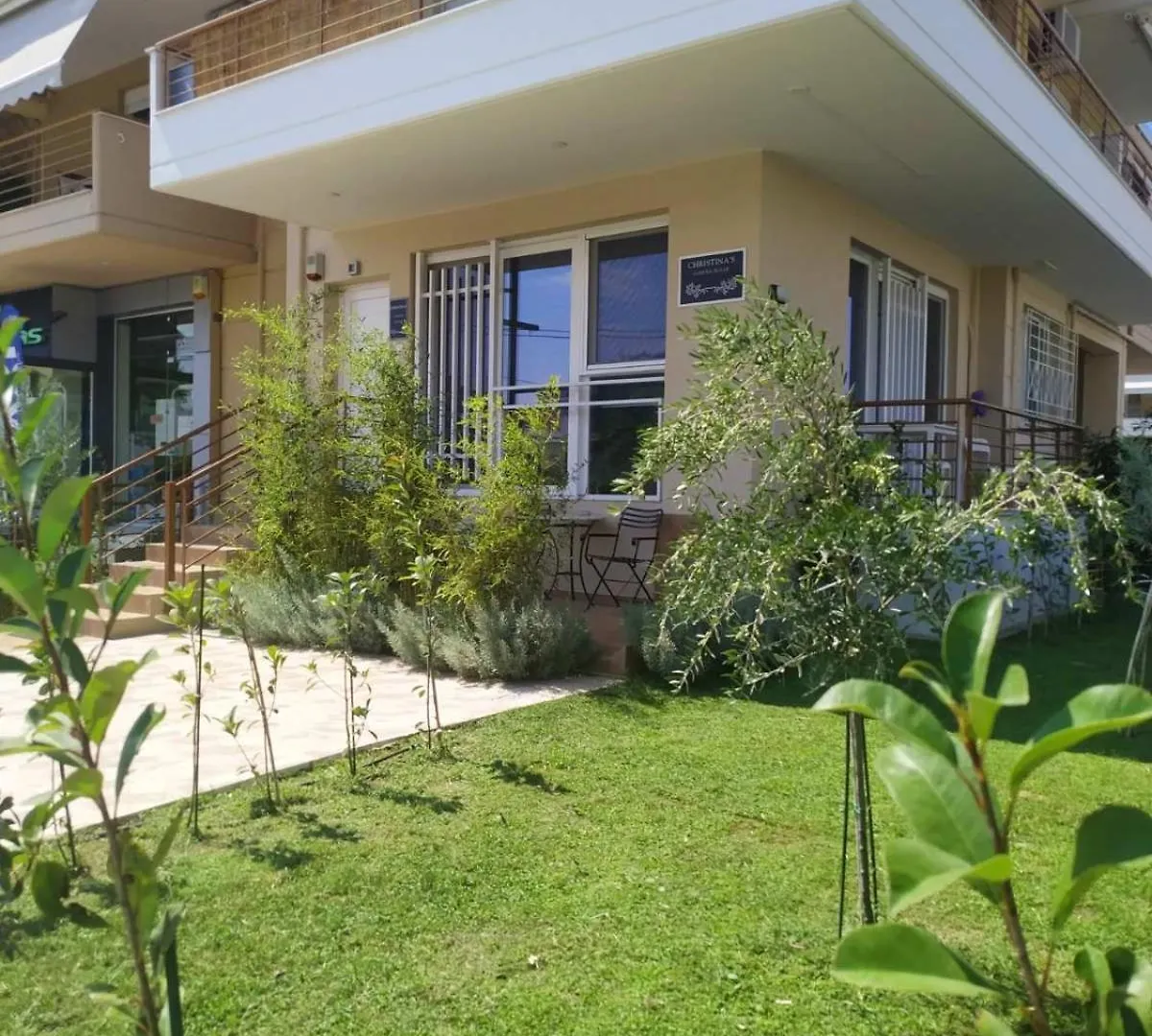 Christina'S Garden House Apartamento Peraía